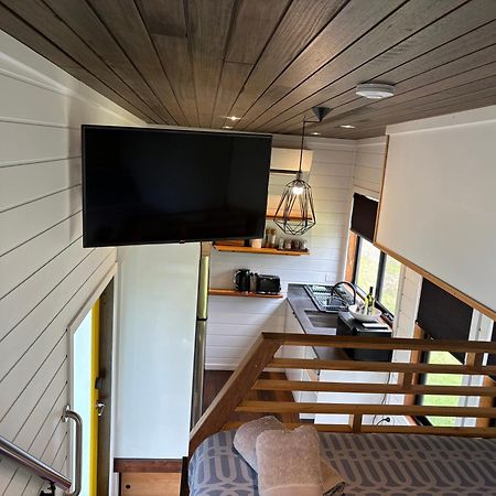 Ocean Breeze Tiny House - Ocean And Lake View 马拉库塔 外观 照片